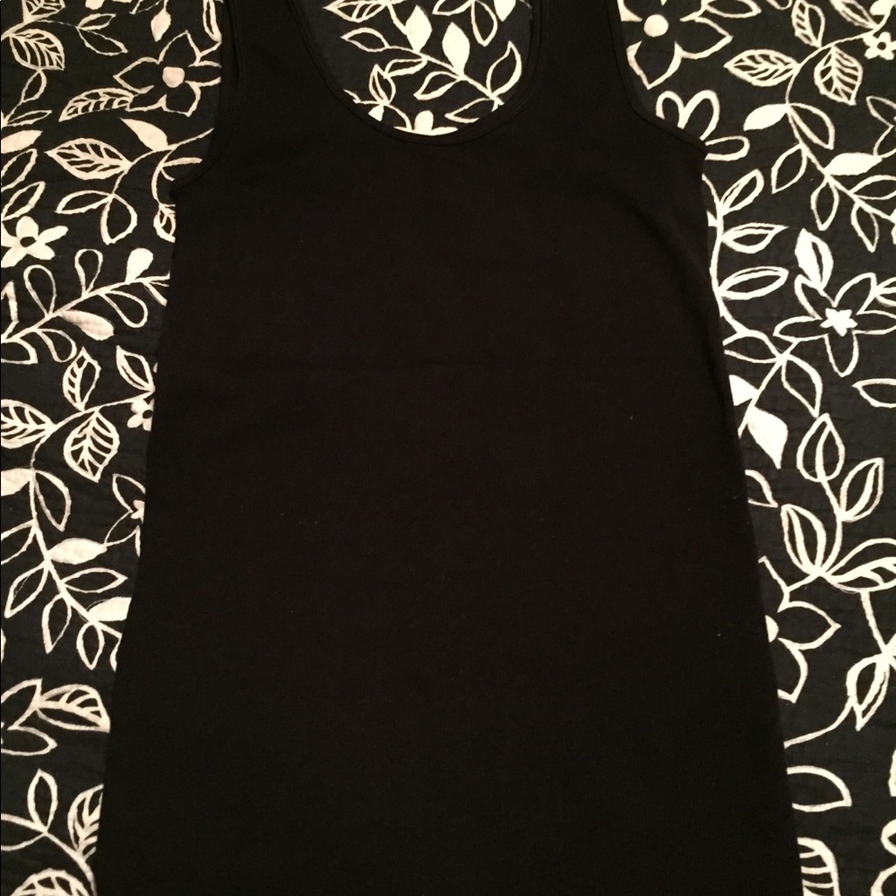 Tanks - Picture 6 of 8